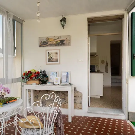Holiday home Locazione Turistica Casa Teresa - Vfi100